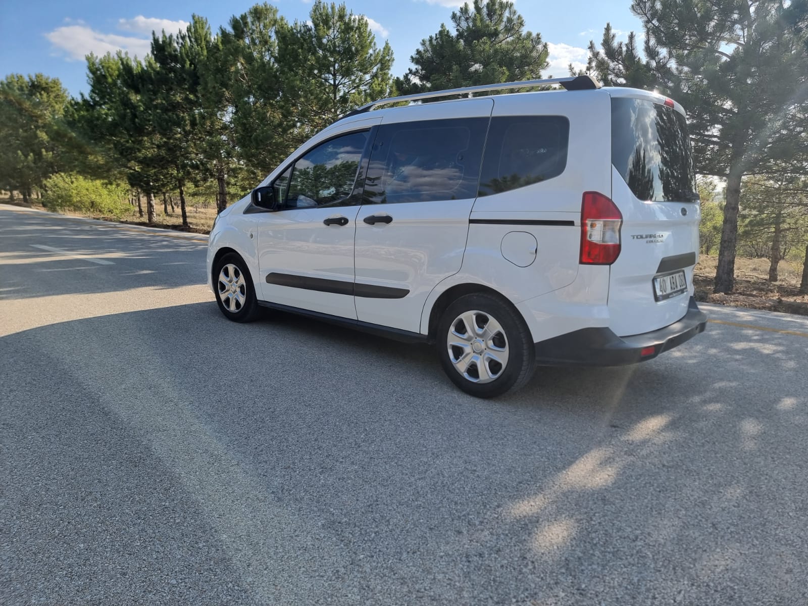 Ford Courier 2022 küçük görsel 5