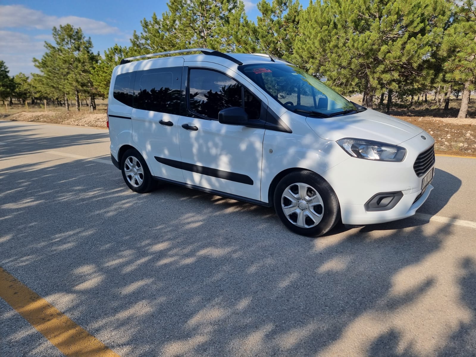 Ford Courier 2022 küçük görsel 3